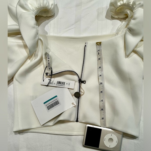 NWT ALICE + OLIVIA Genny cropped gathered stretch-knit top Sz US 8 - Picture 11 of 11